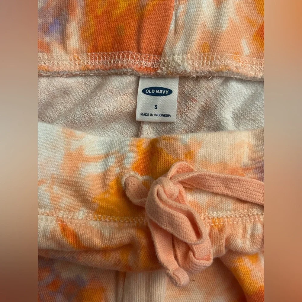 Old Navy Women's Tie-Dye Shorts Orange‎ & White Size Small Drawstring